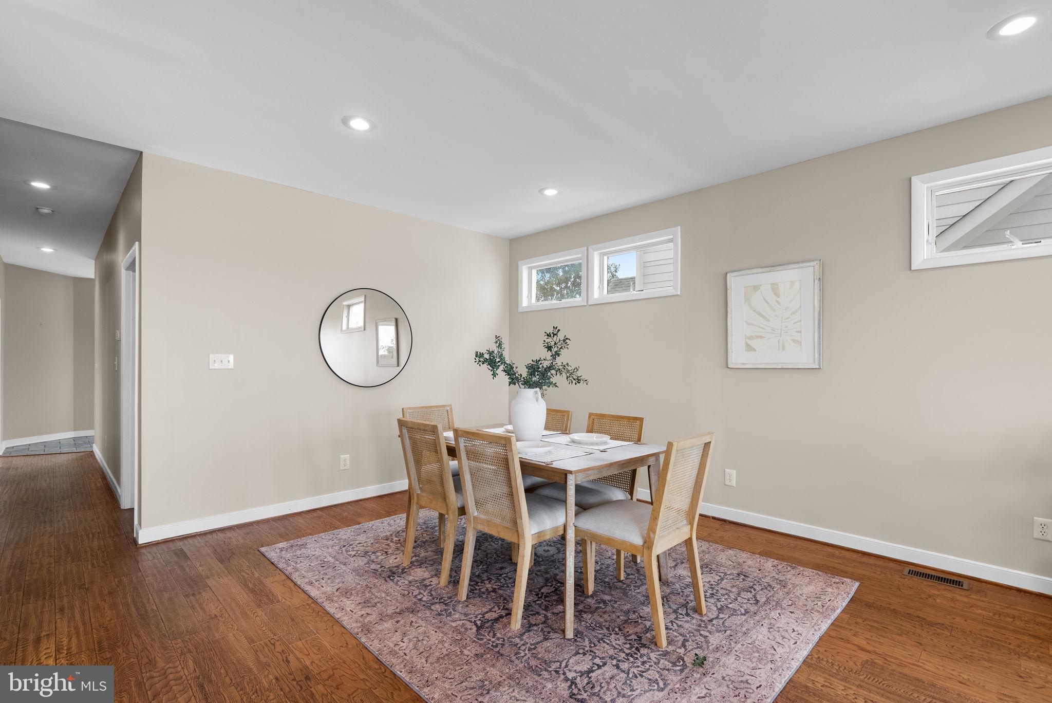 MANHATTAN BEACH - Residential