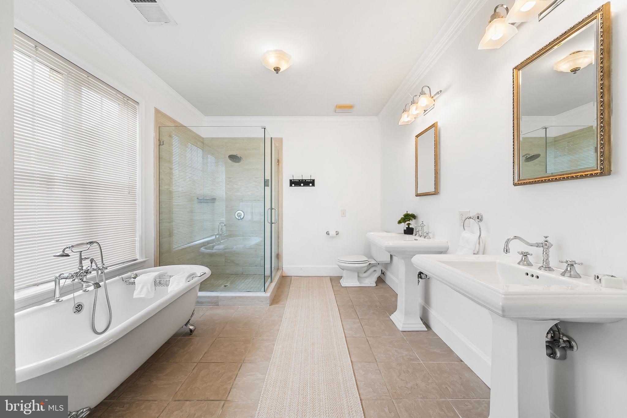 GREENWAY DOWNS - Residential