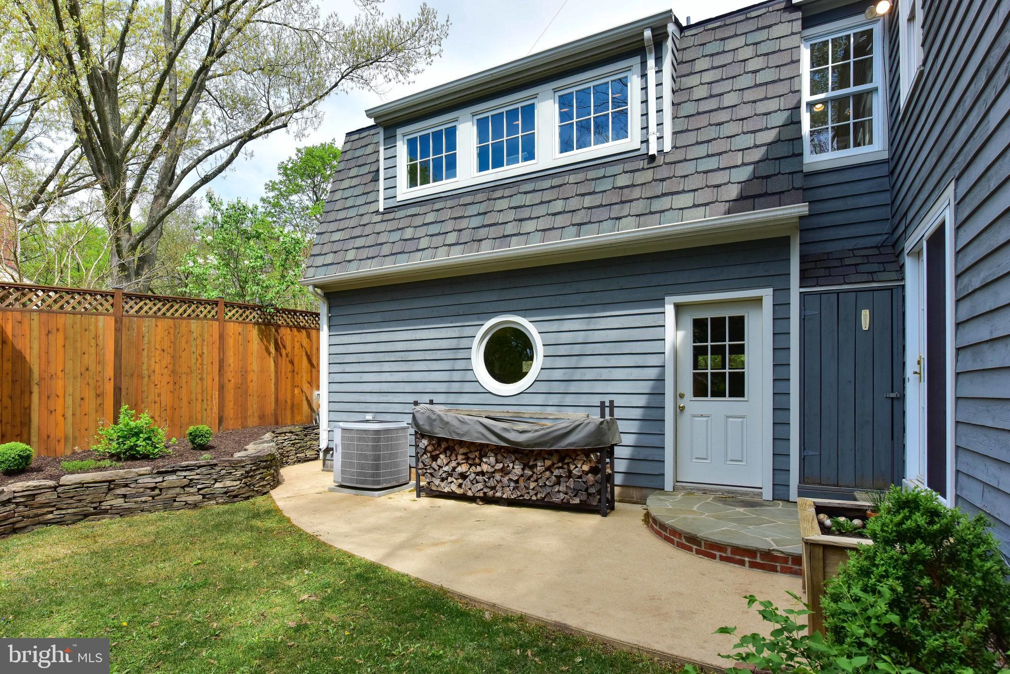 WOODMONT - Residential