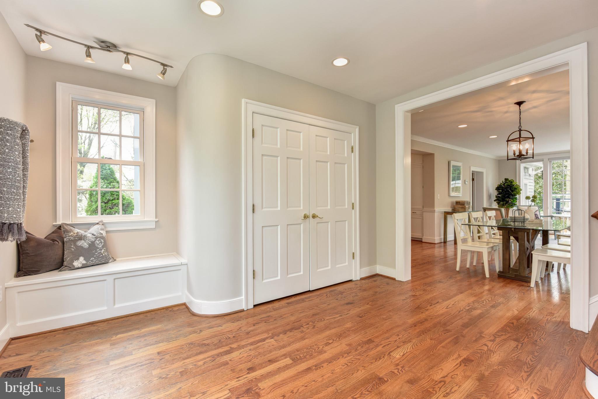 WOODMONT - Residential
