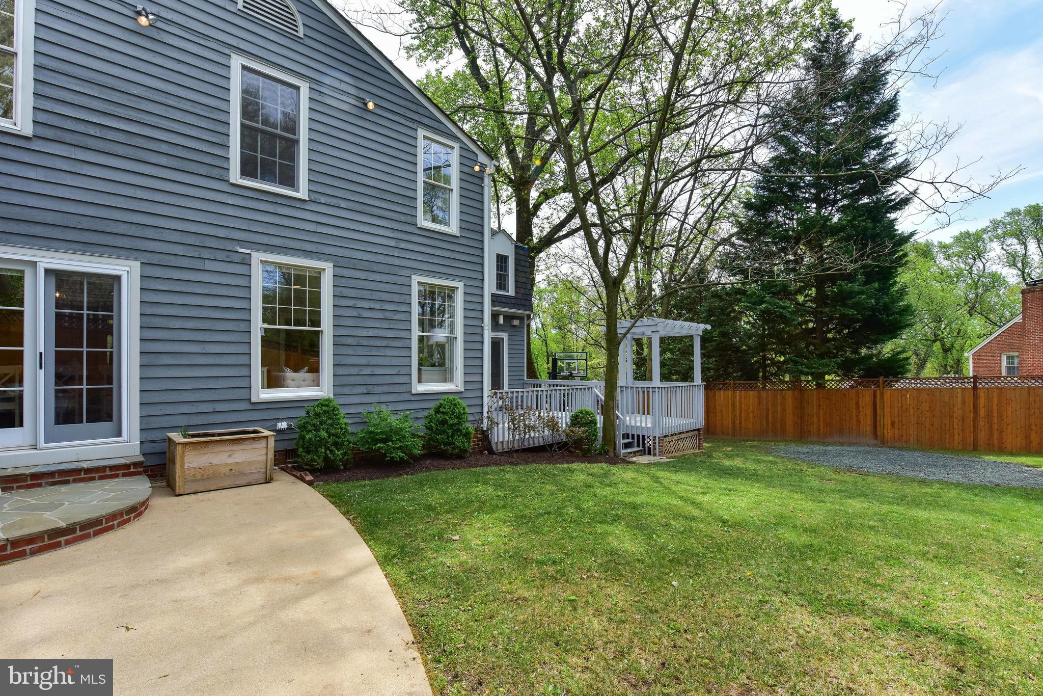 WOODMONT - Residential