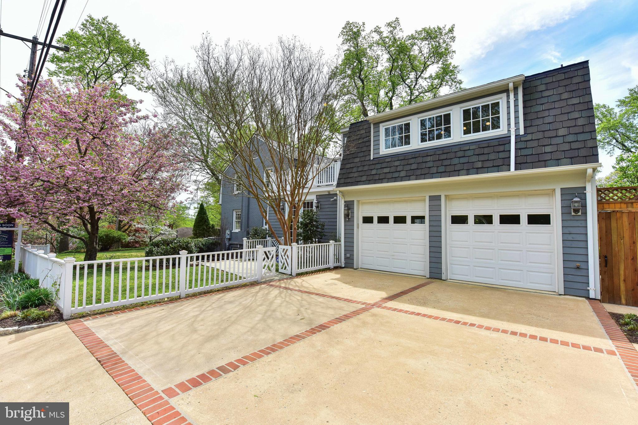 WOODMONT - Residential