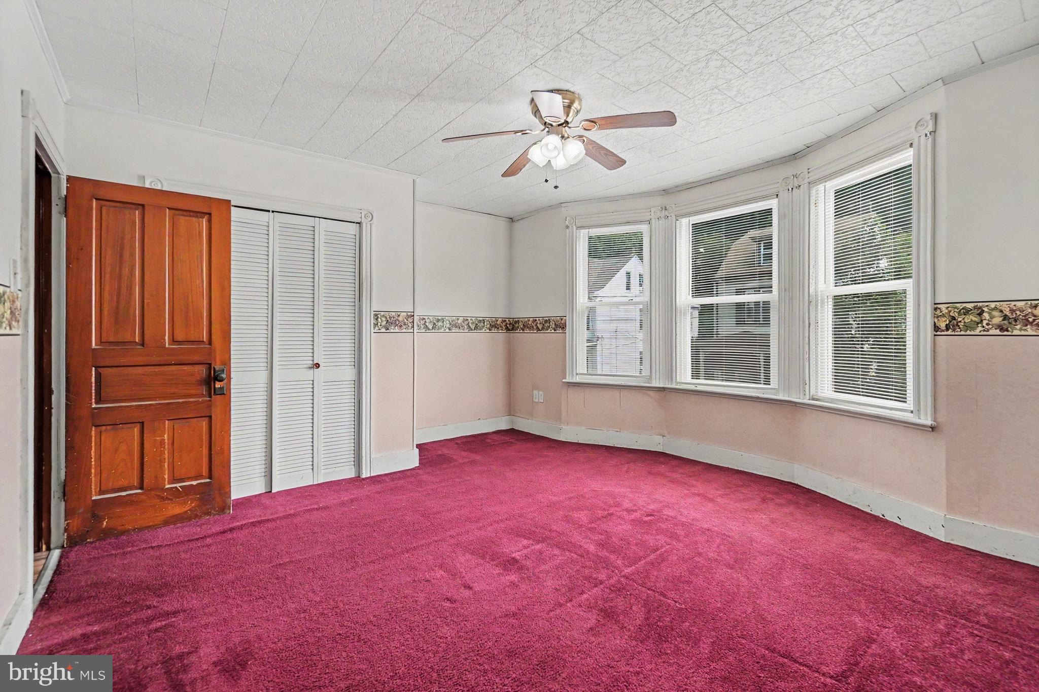 POTTSVILLE - Residential