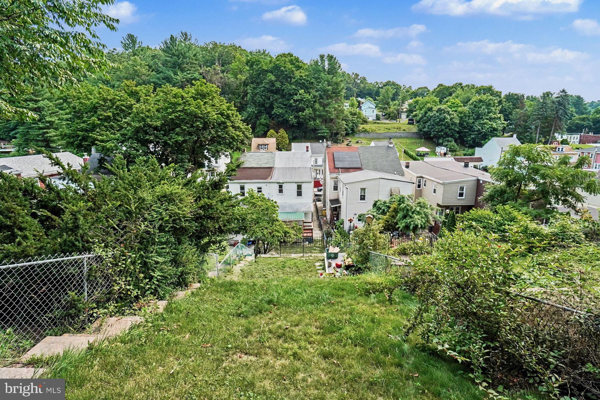 POTTSVILLE - Residential