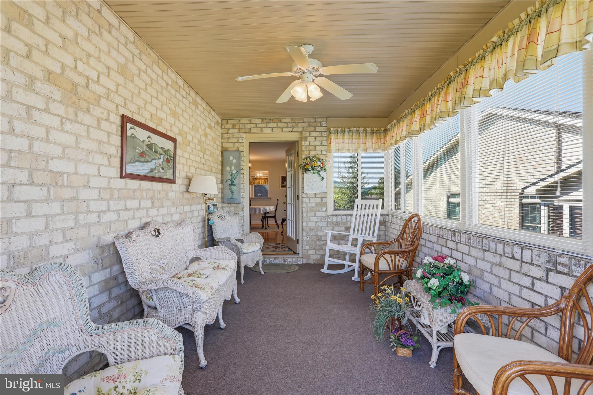STONEWALL WOODSTOCK - Residential