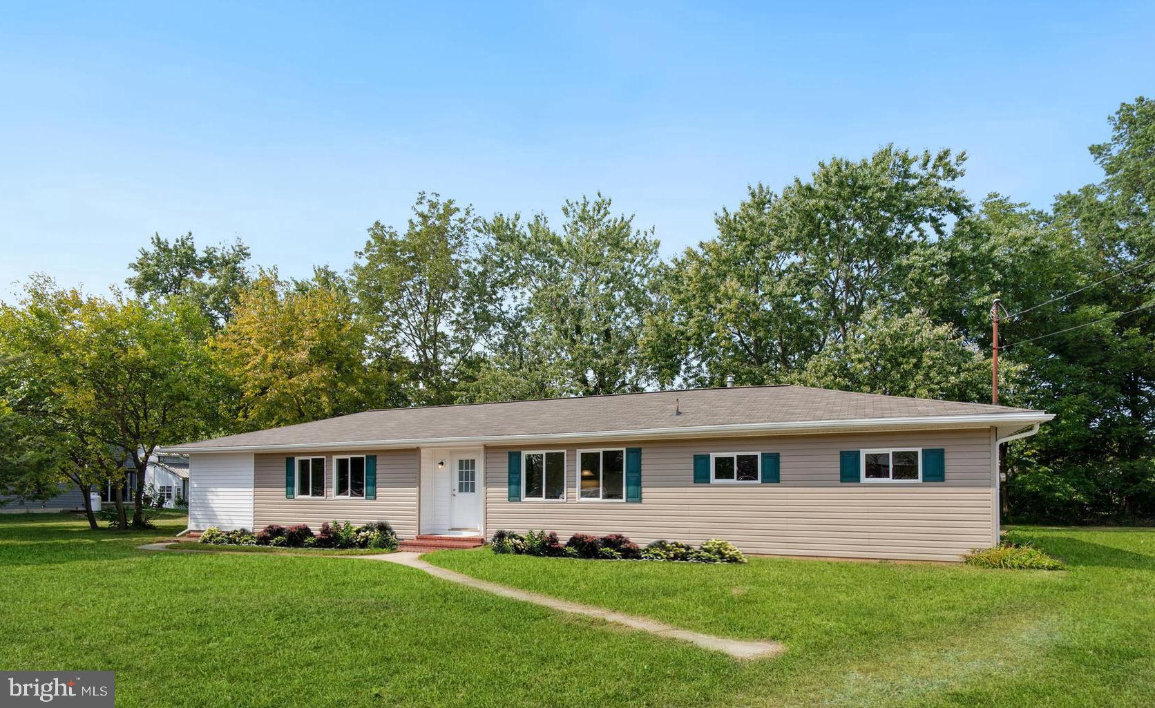 ROCK HALL - Residential