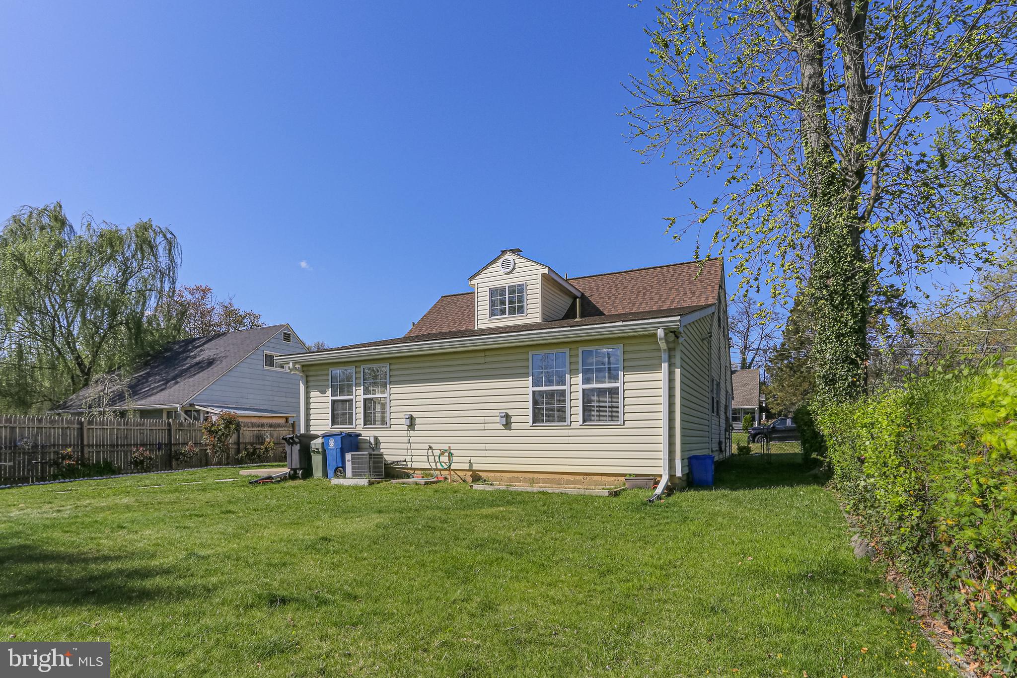 OAKVIEW - Residential