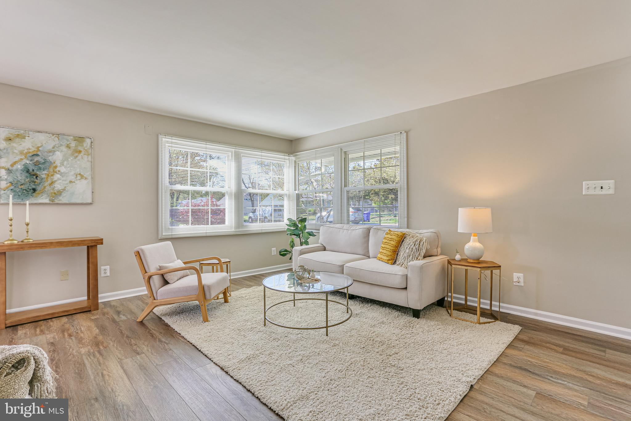 OAKVIEW - Residential