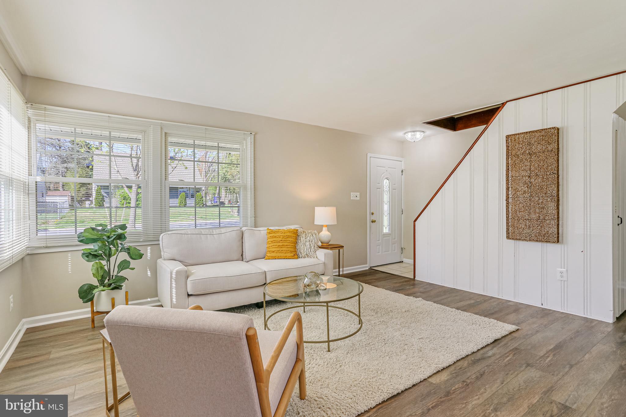 OAKVIEW - Residential