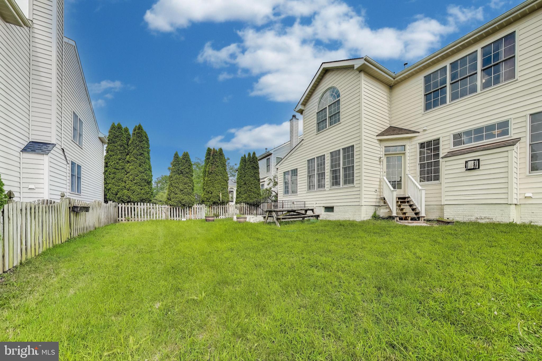 SOUTH RIDING - Residential