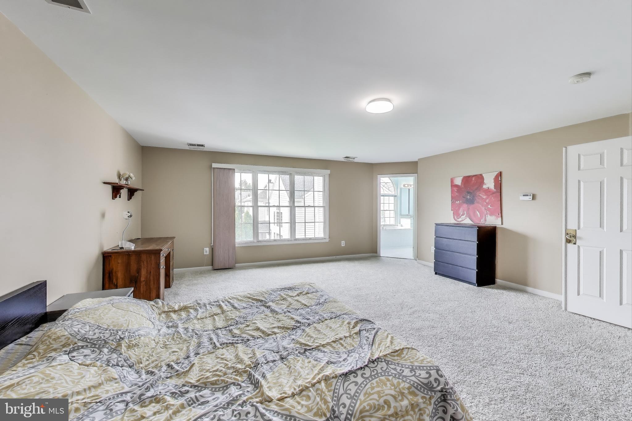 SOUTH RIDING - Residential