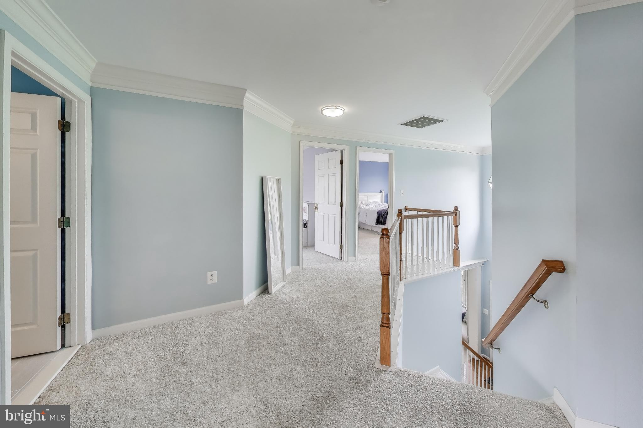 SOUTH RIDING - Residential