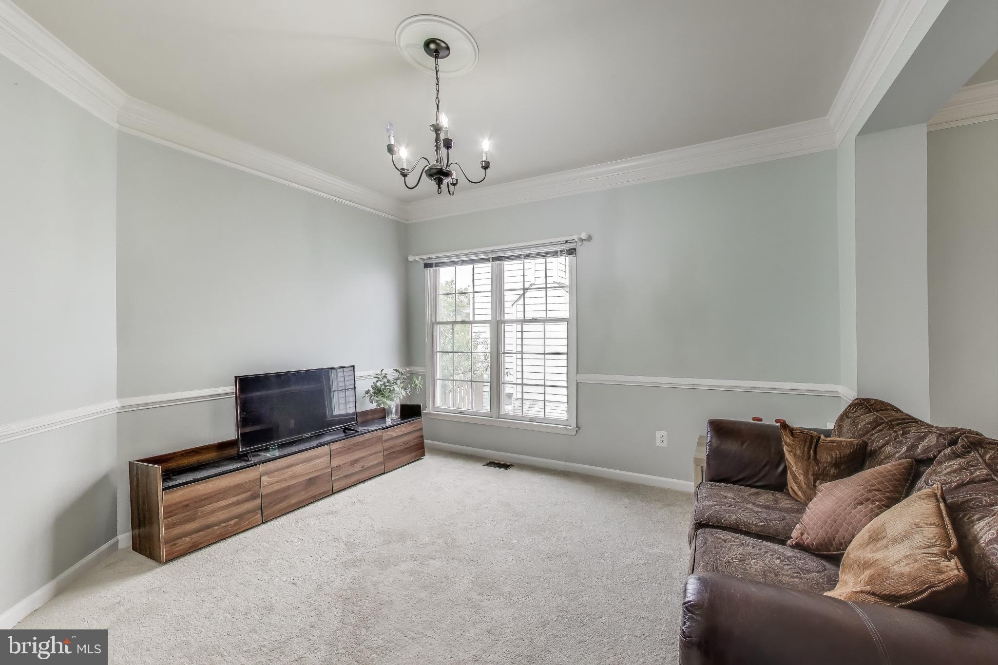 SOUTH RIDING - Residential