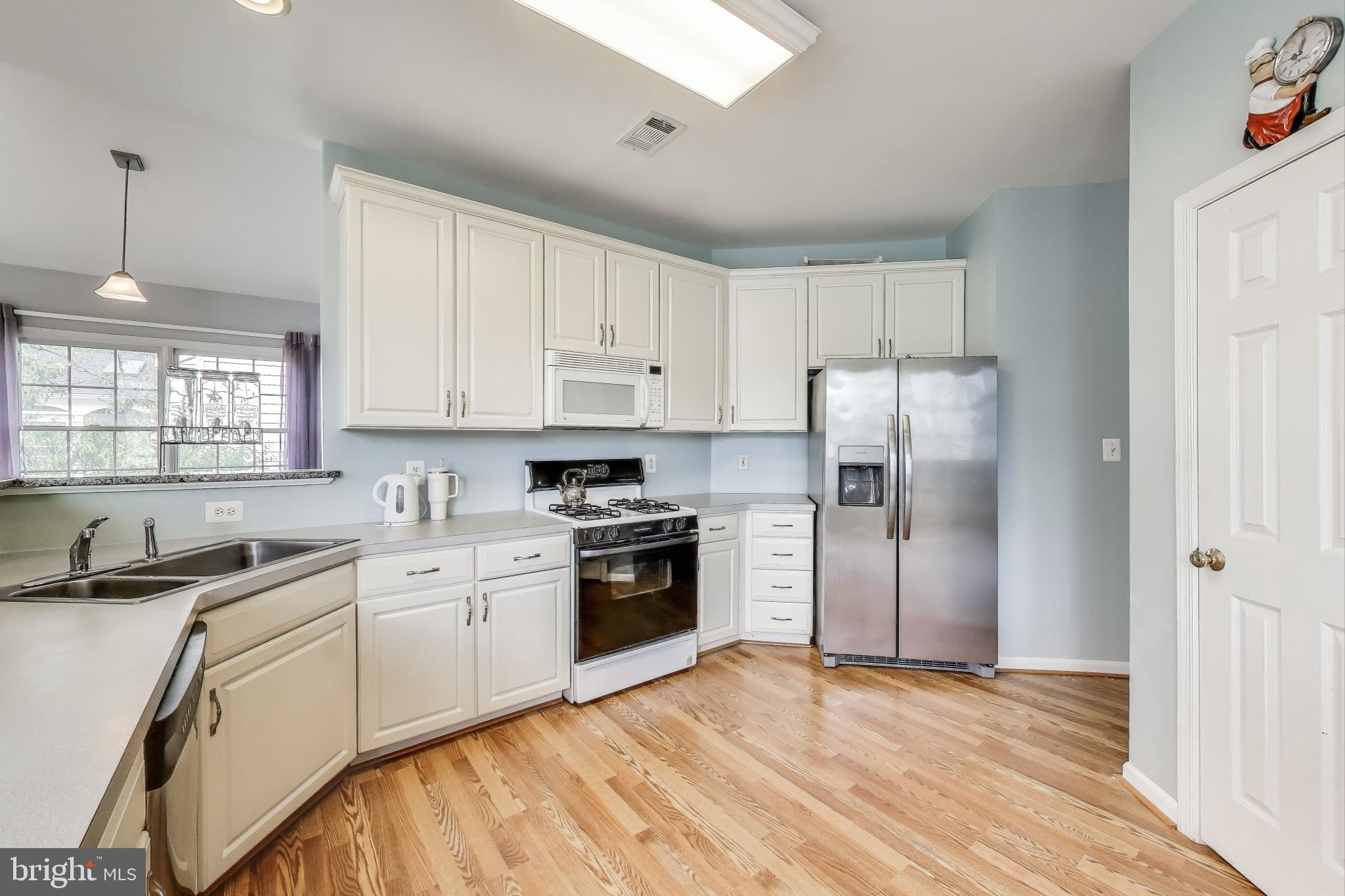 SOUTH RIDING - Residential