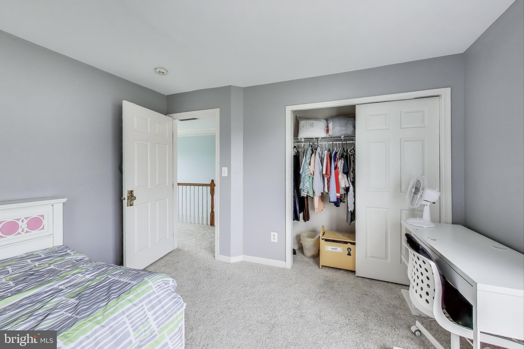 SOUTH RIDING - Residential