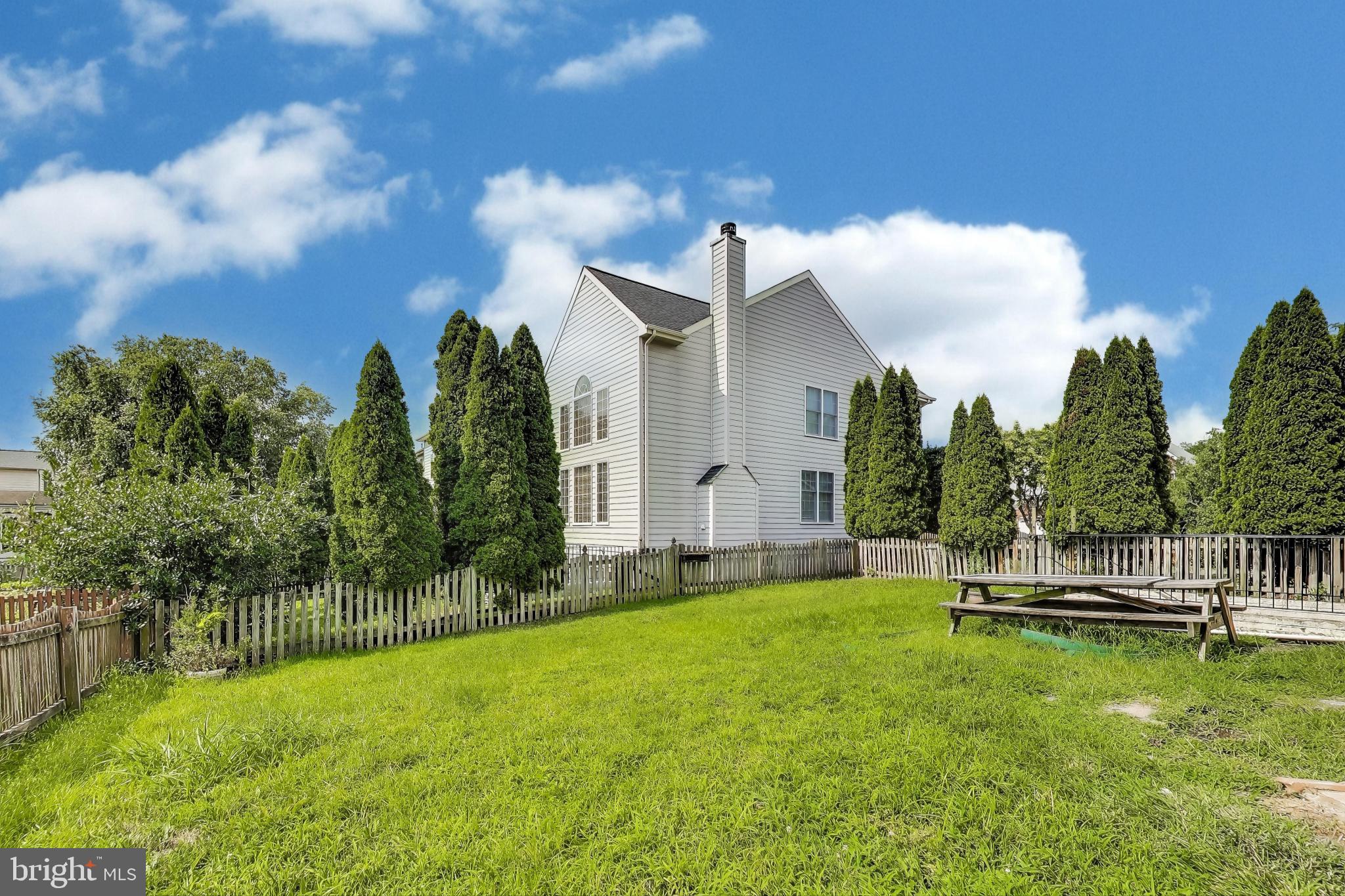 SOUTH RIDING - Residential