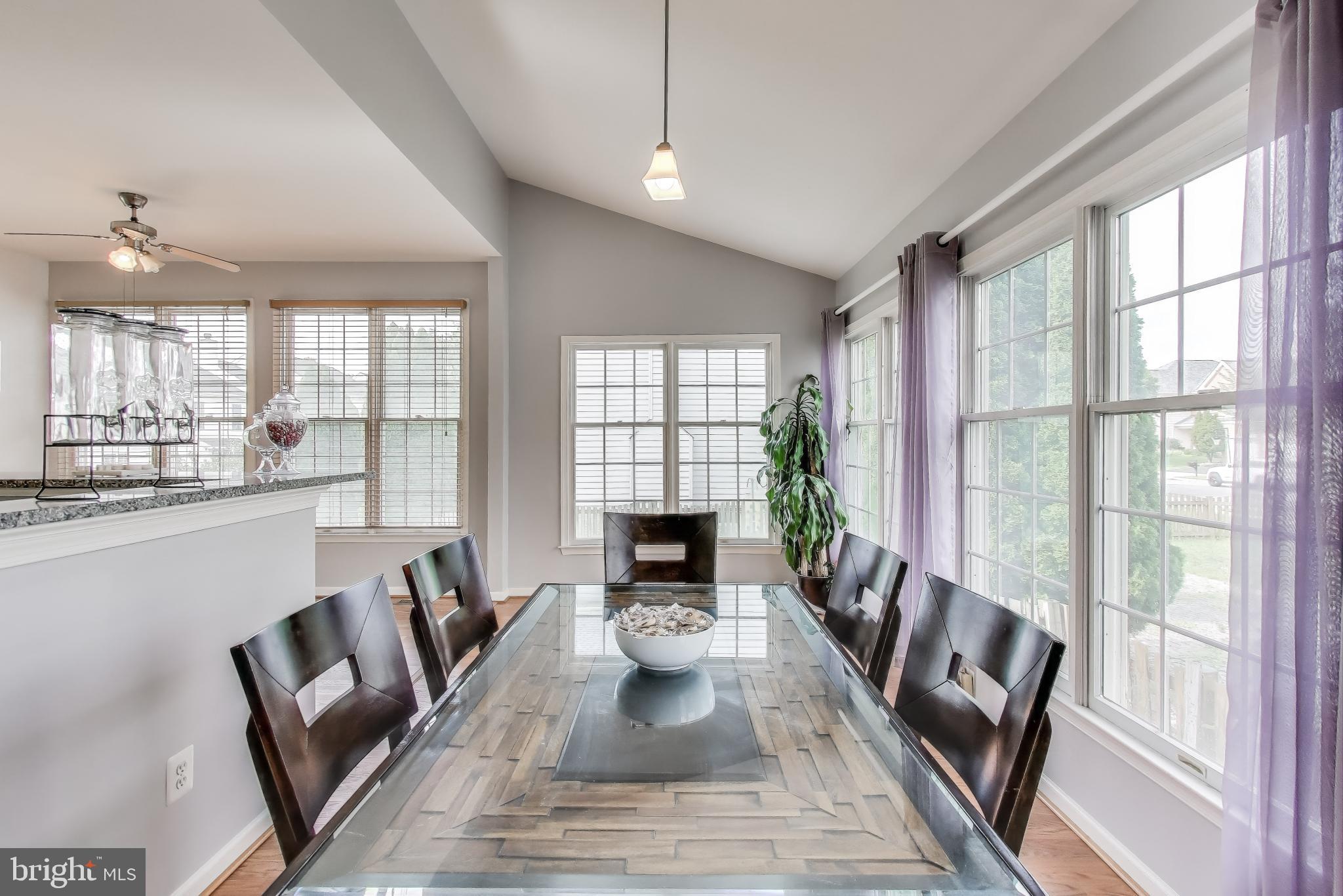 SOUTH RIDING - Residential