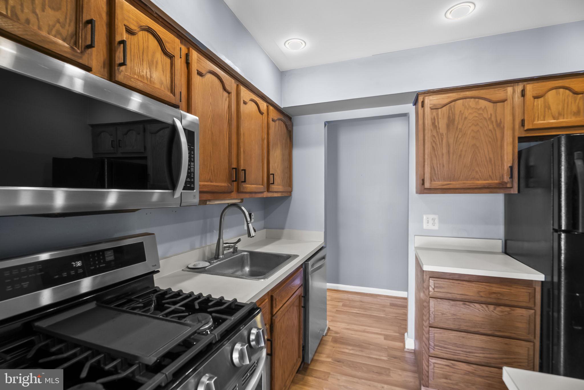 TREOVER CONDOMINIUM - Residential
