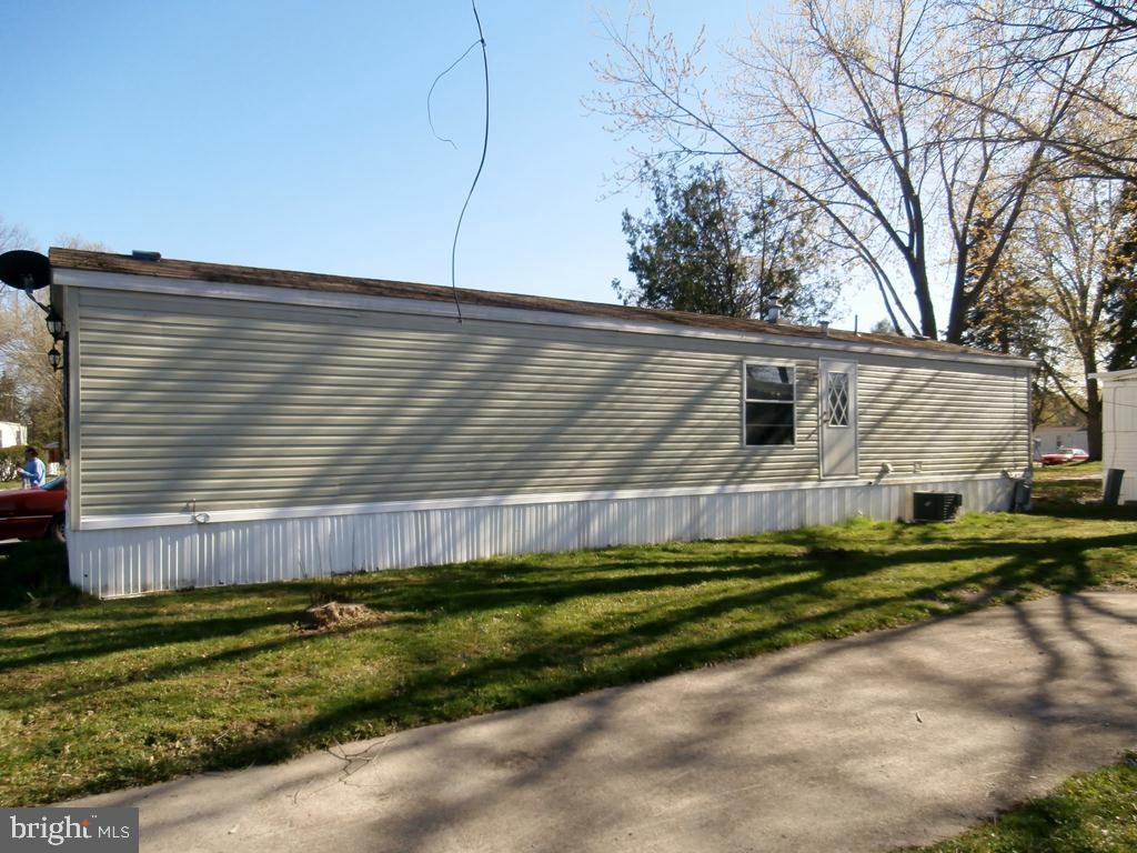 HARBORTON PLACE - Residential