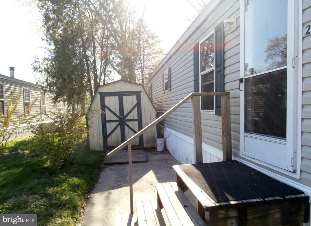 HARBORTON PLACE - Residential
