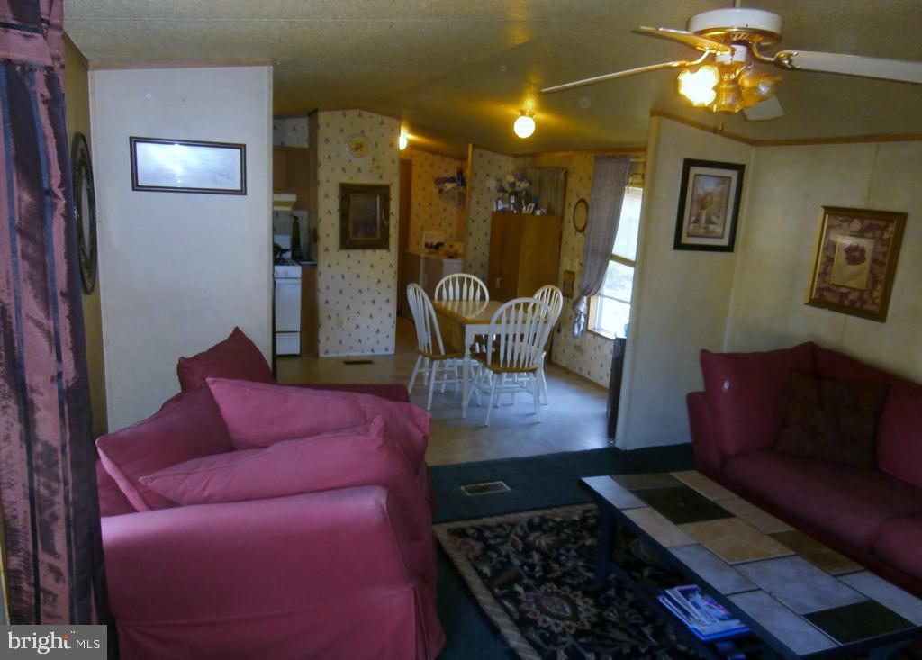 HARBORTON PLACE - Residential
