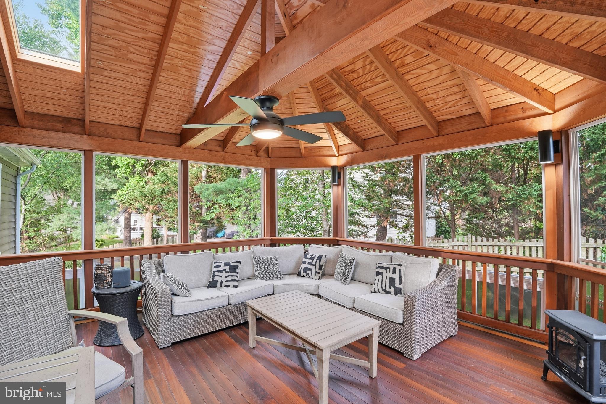 MIDDLERIDGE - Residential