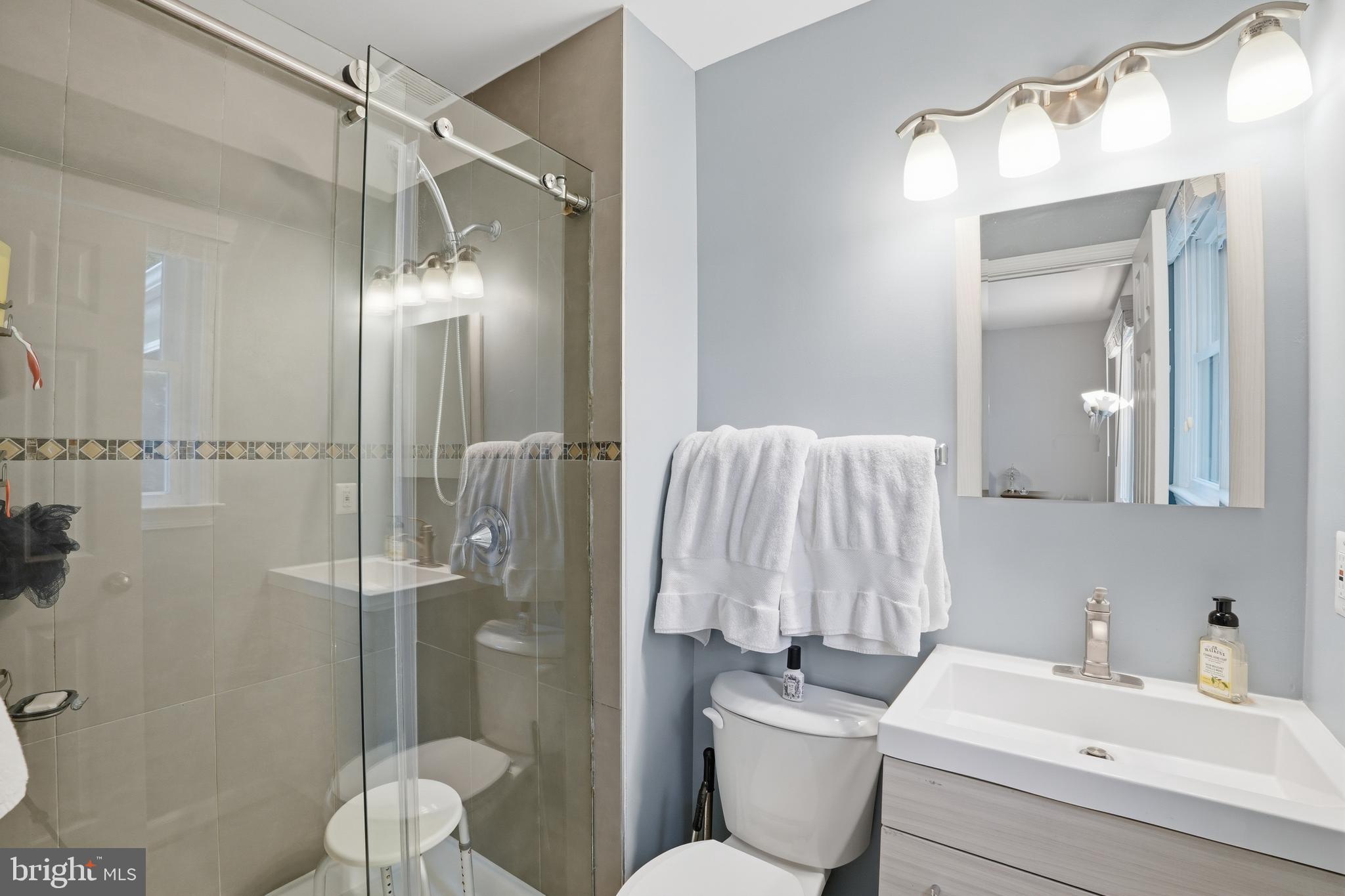 MIDDLERIDGE - Residential