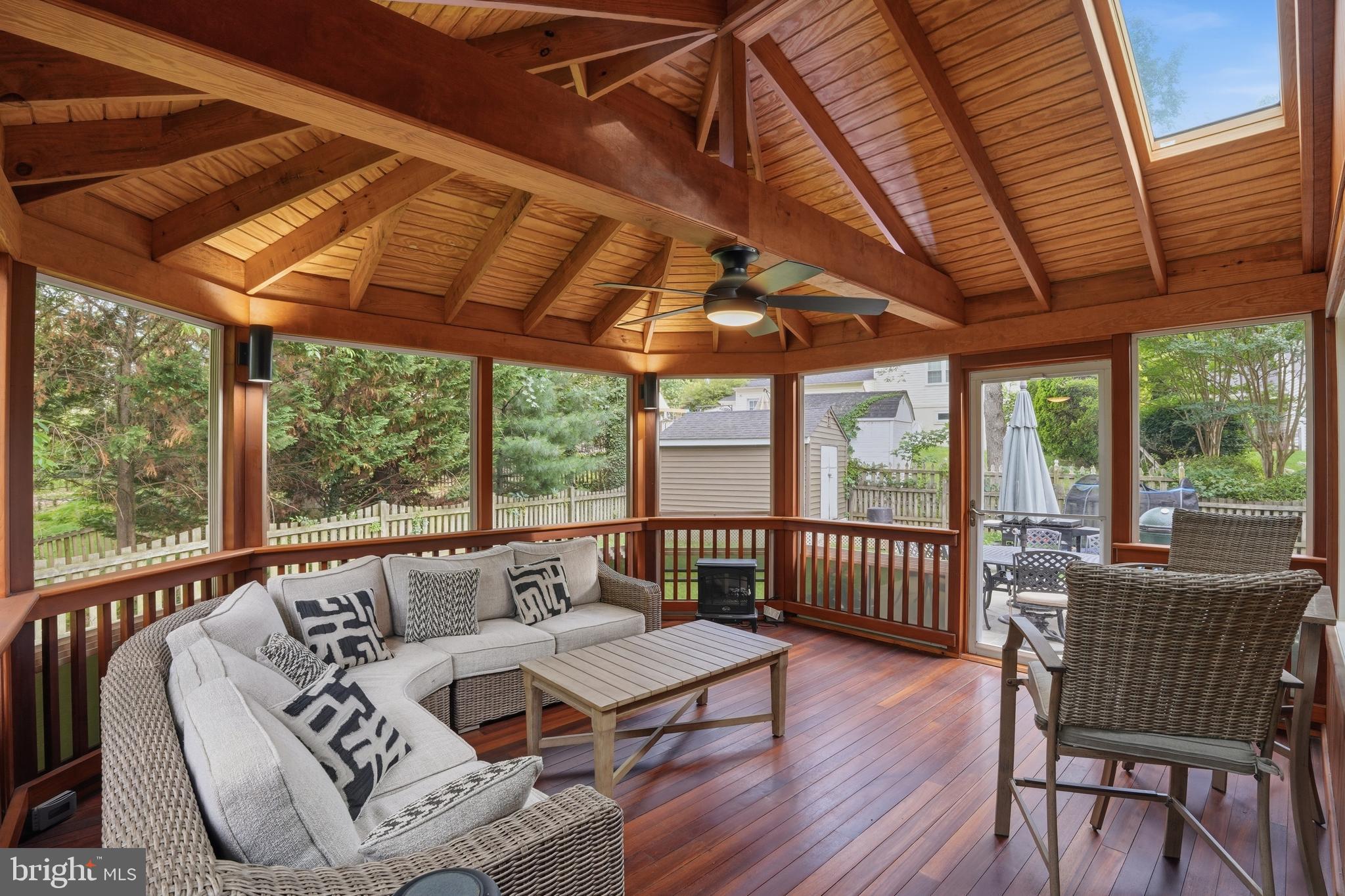 MIDDLERIDGE - Residential