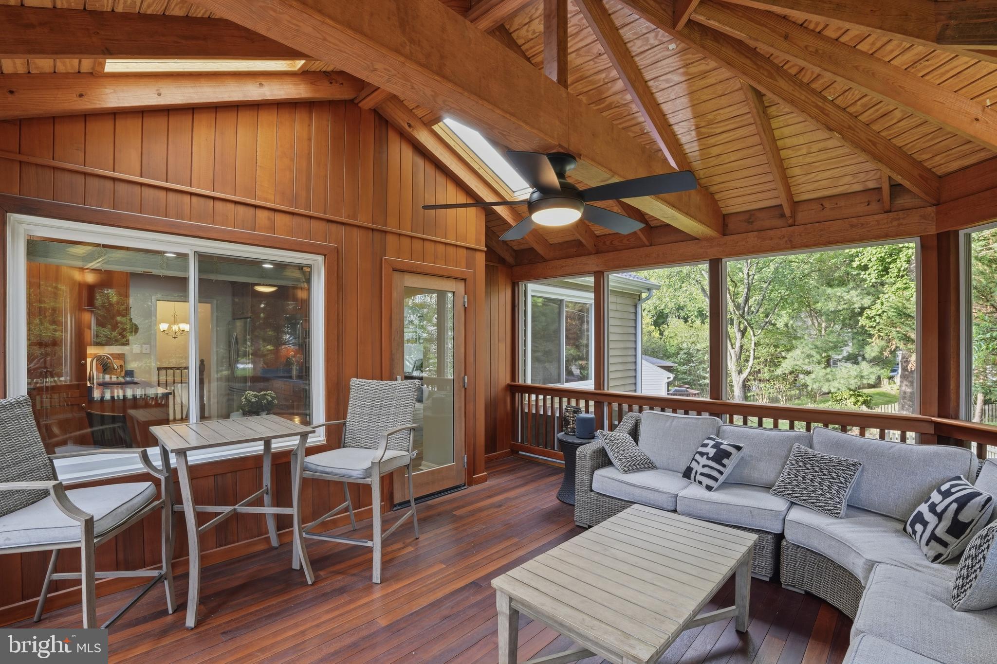 MIDDLERIDGE - Residential