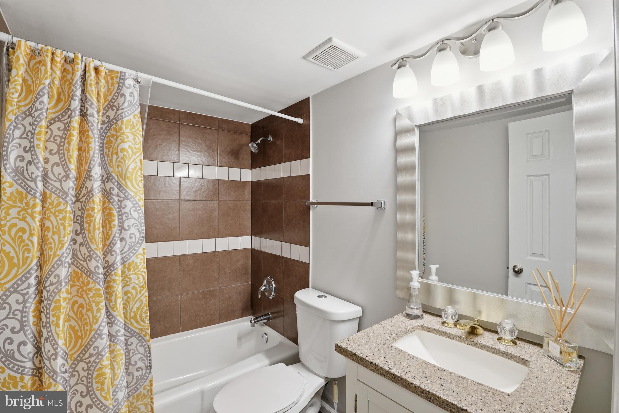 MIDDLERIDGE - Residential