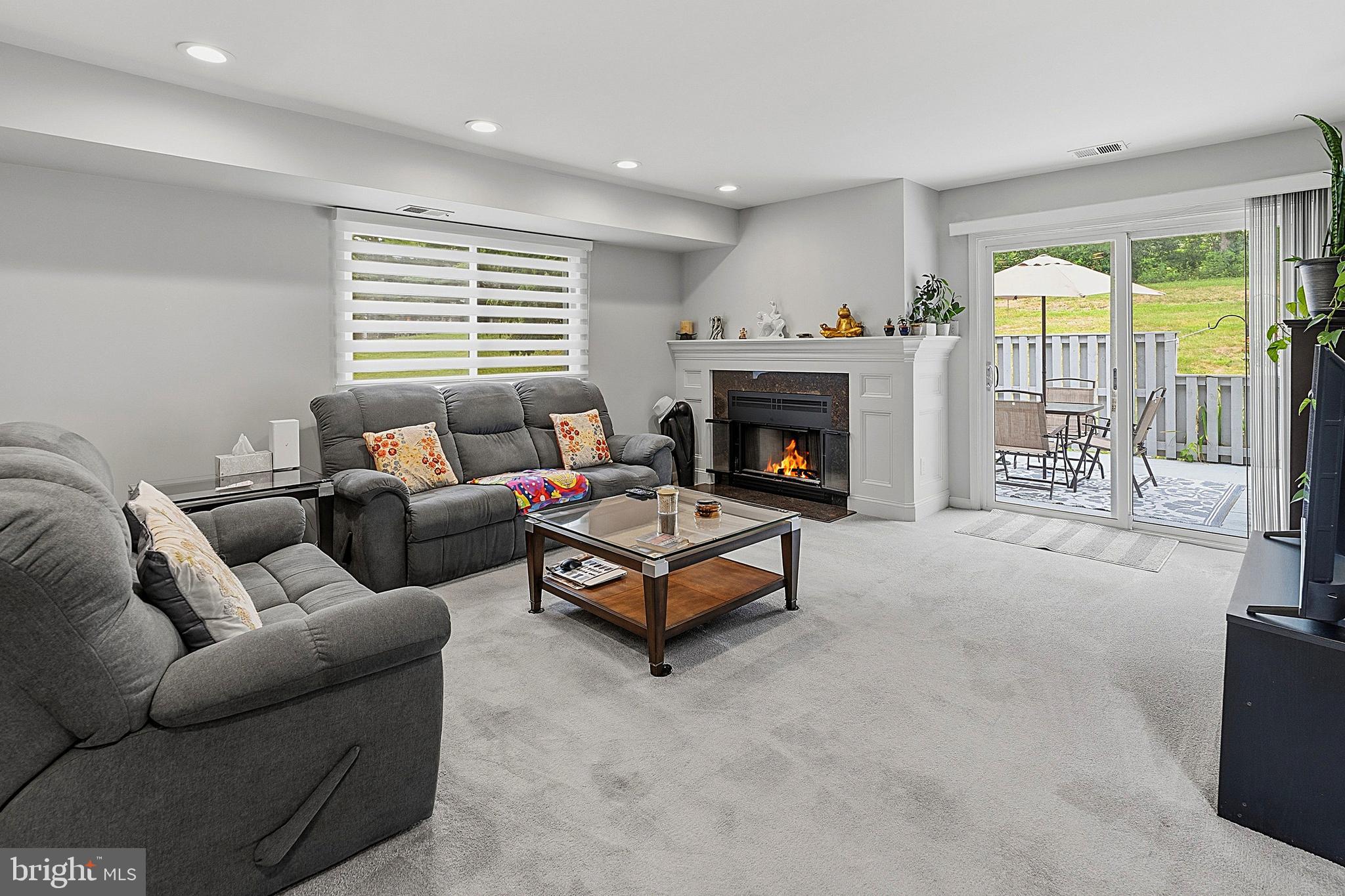 EAGLE RIDGE - Residential