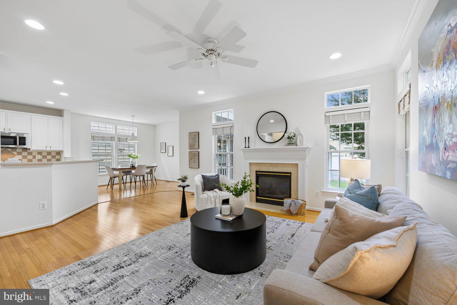 LAKELANDS - Residential