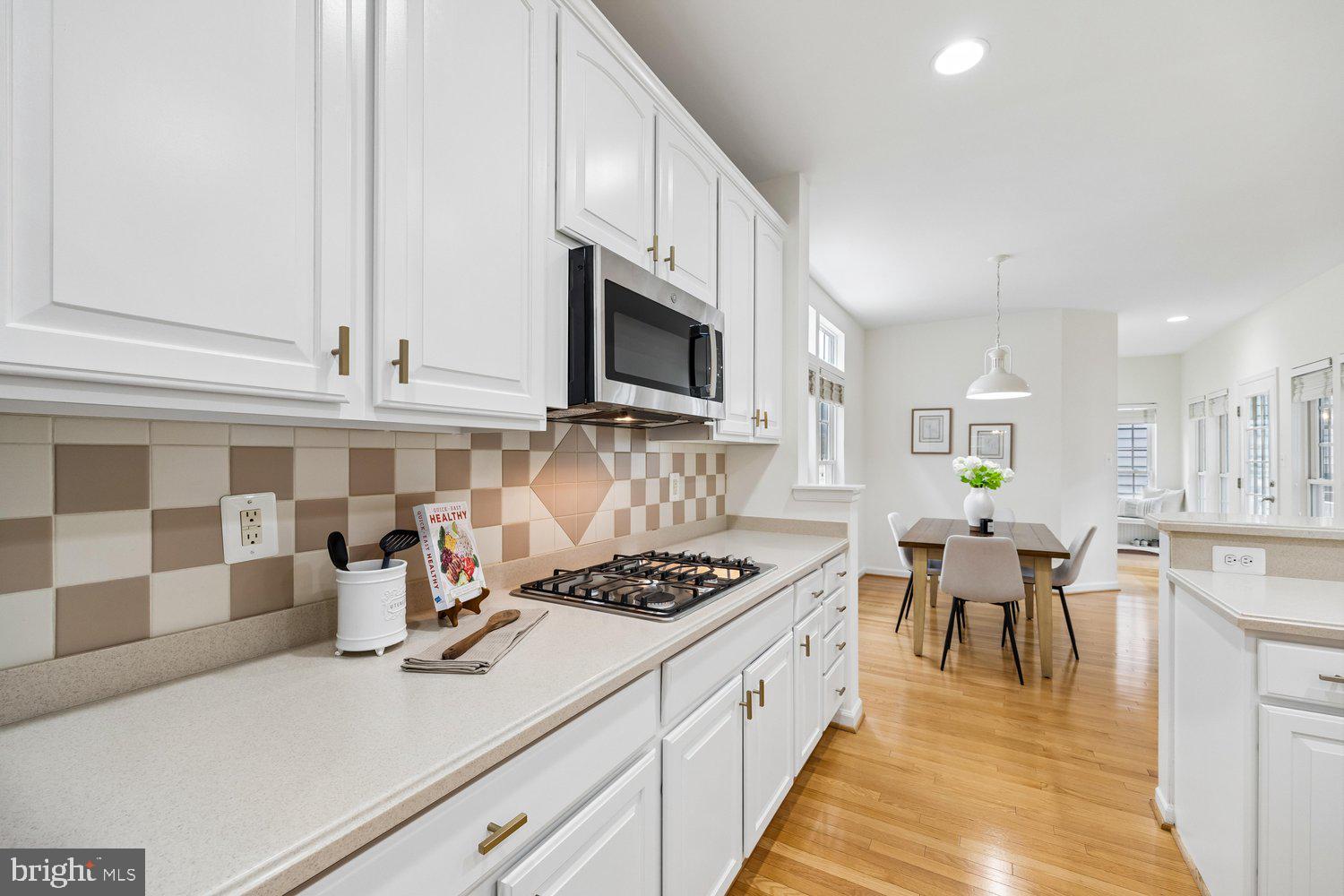 LAKELANDS - Residential