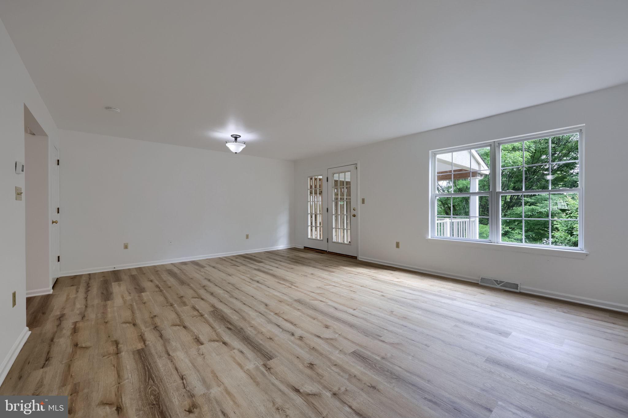 CROSSGATES - Residential