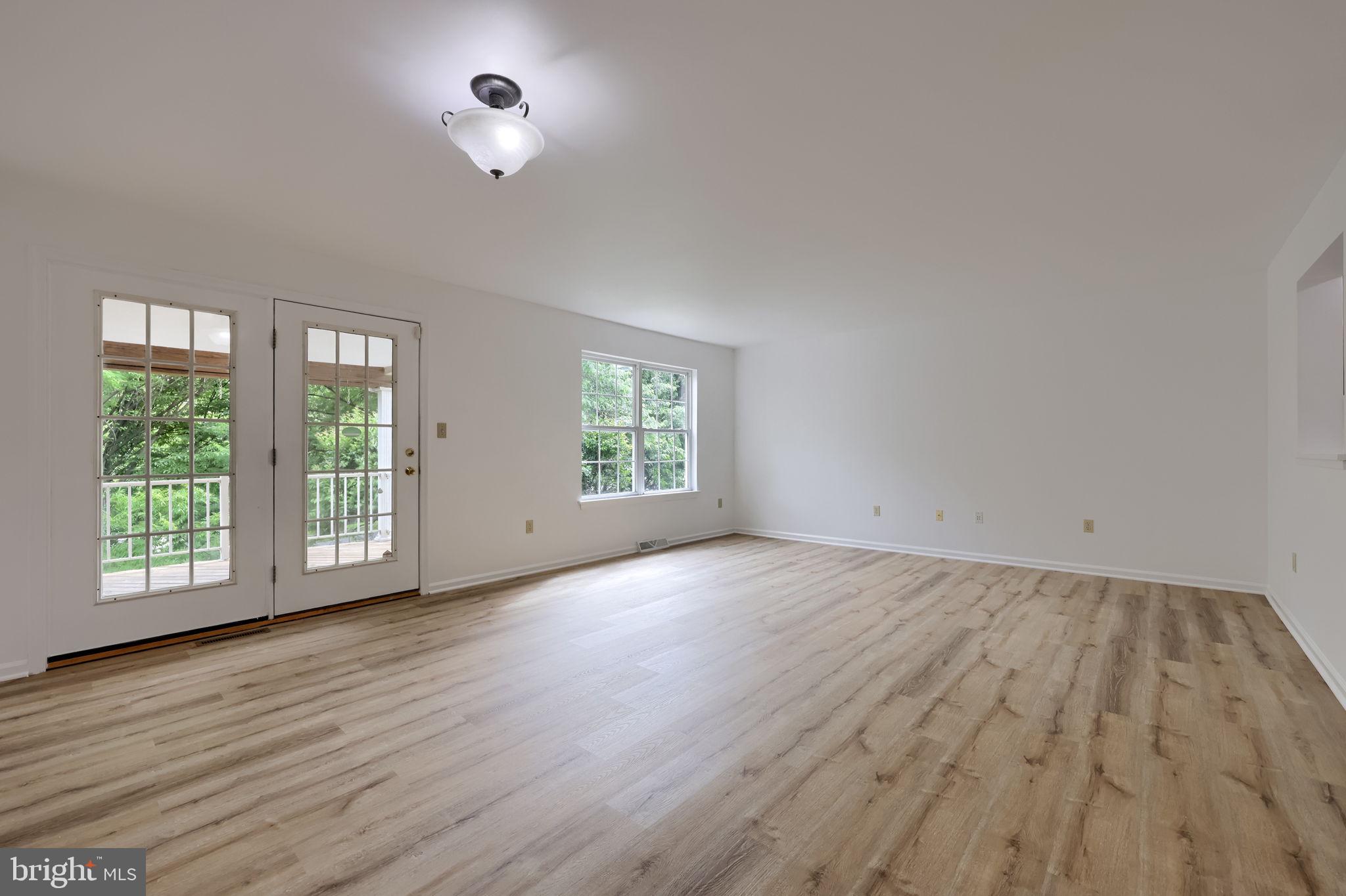 CROSSGATES - Residential