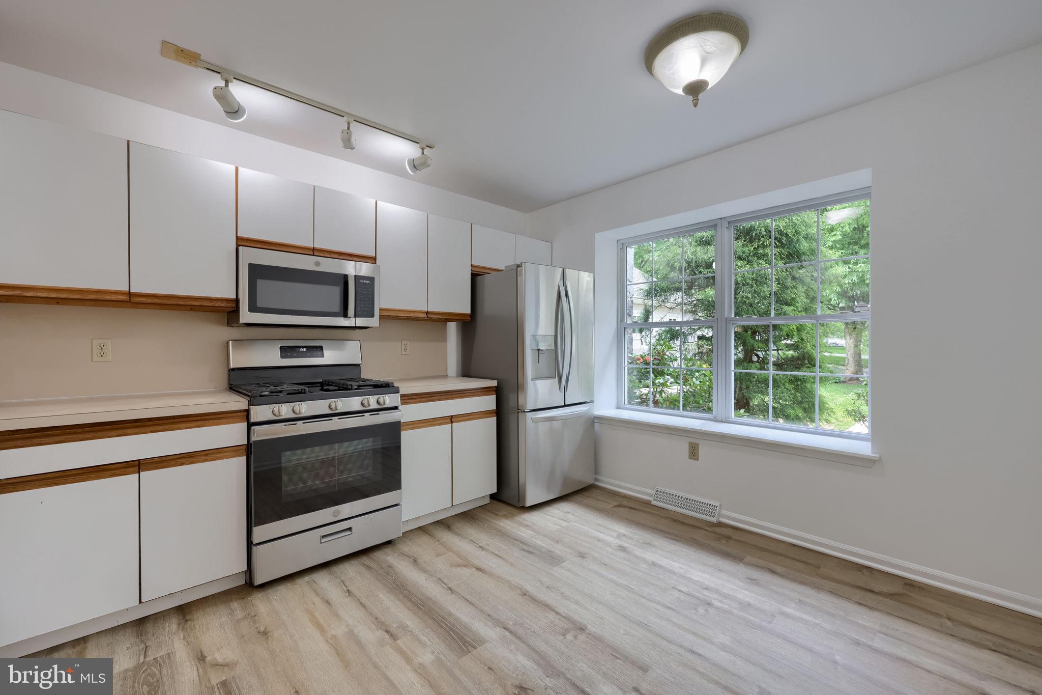 CROSSGATES - Residential