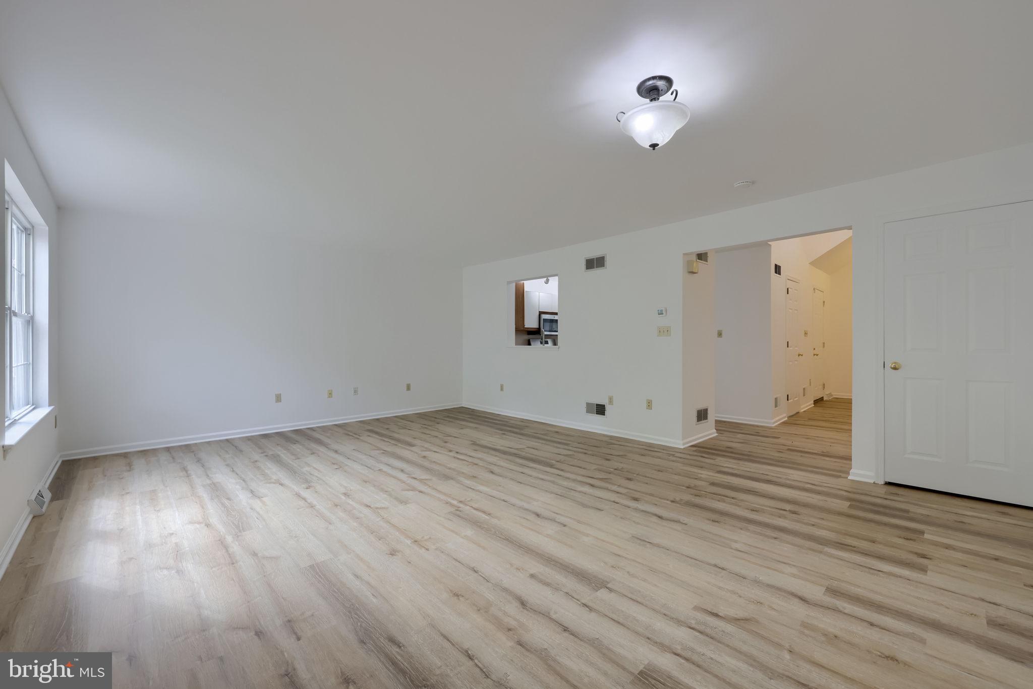 CROSSGATES - Residential
