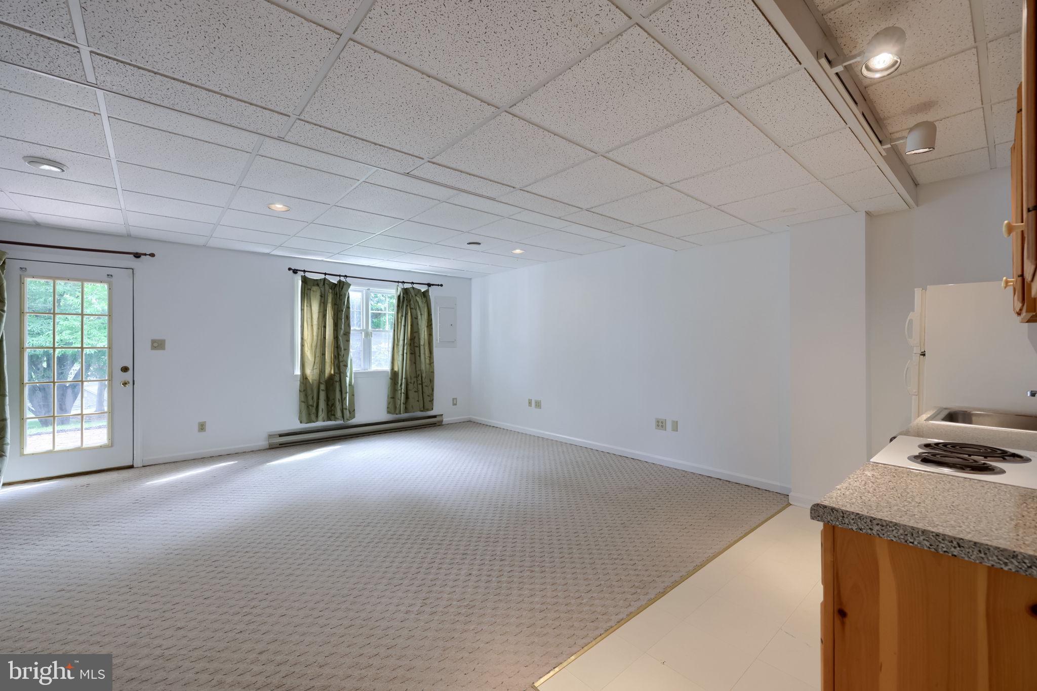 CROSSGATES - Residential