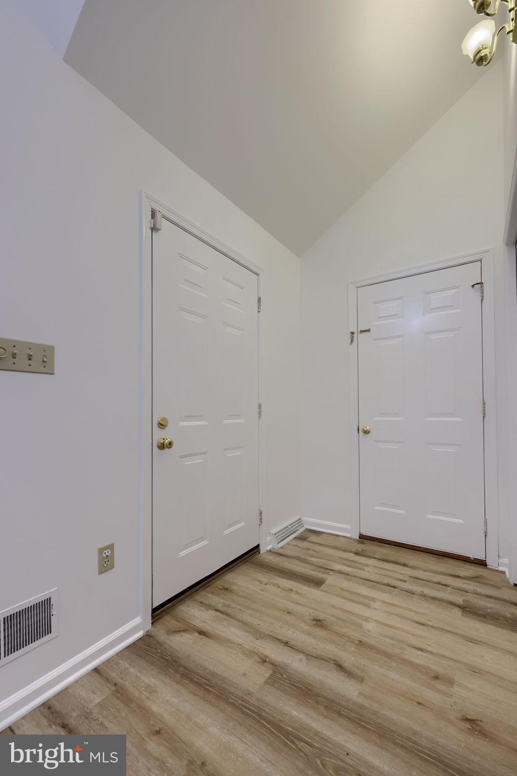 CROSSGATES - Residential