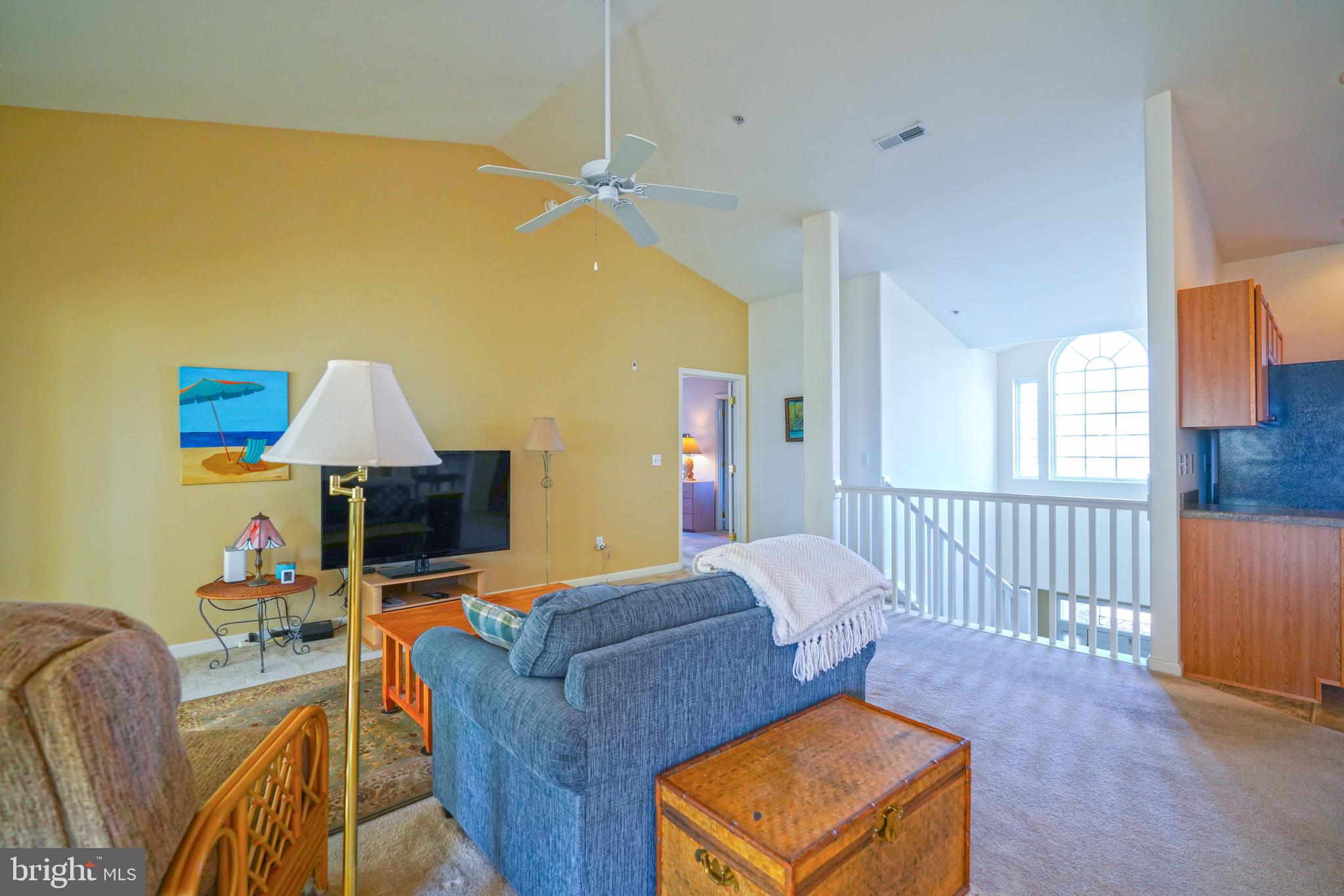 WOODS COVE - Residential