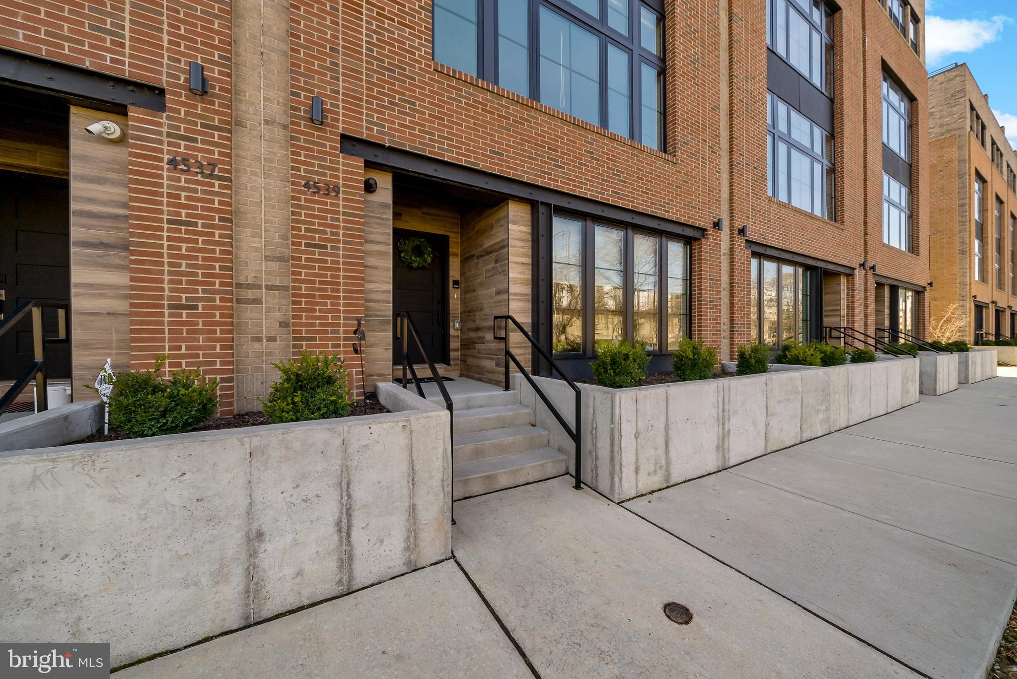 MANAYUNK - Residential