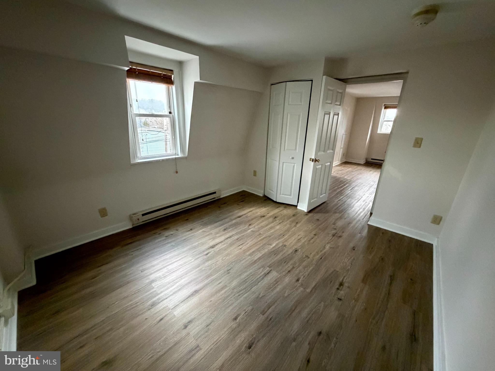 COLLEGE HILL - Commercial Sale