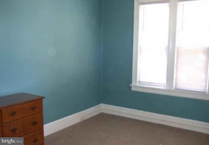 COLLEGE HILL - Commercial Sale