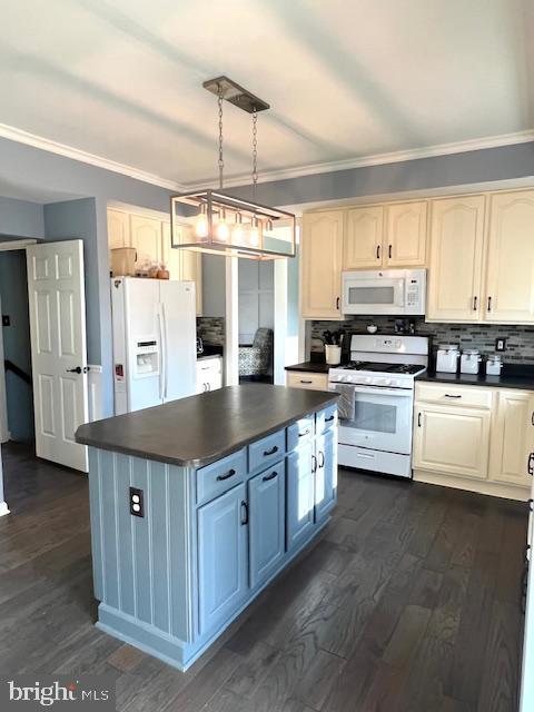 PERRY HALL FARMS - Residential