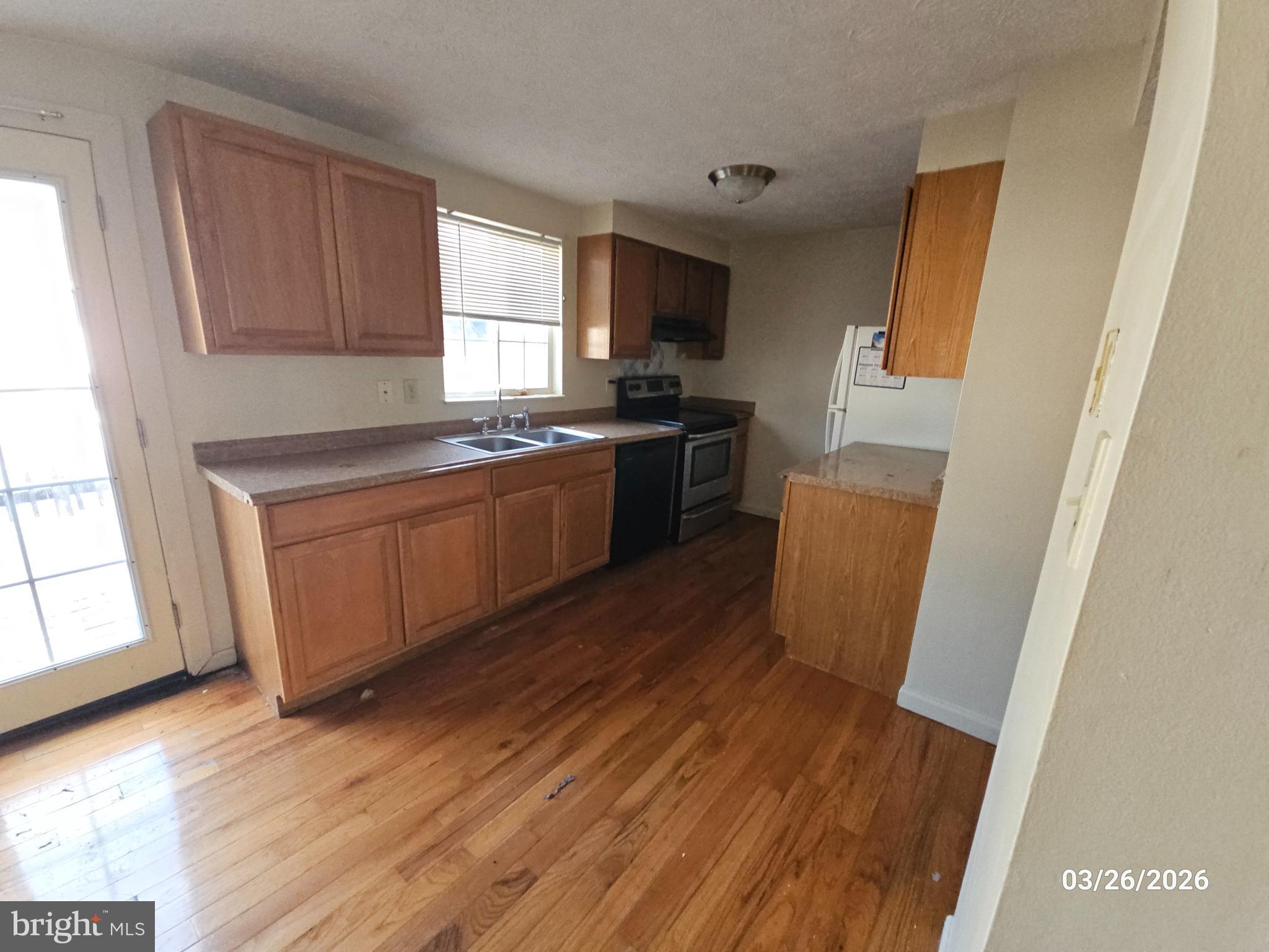 OAK SPRINGS - Residential