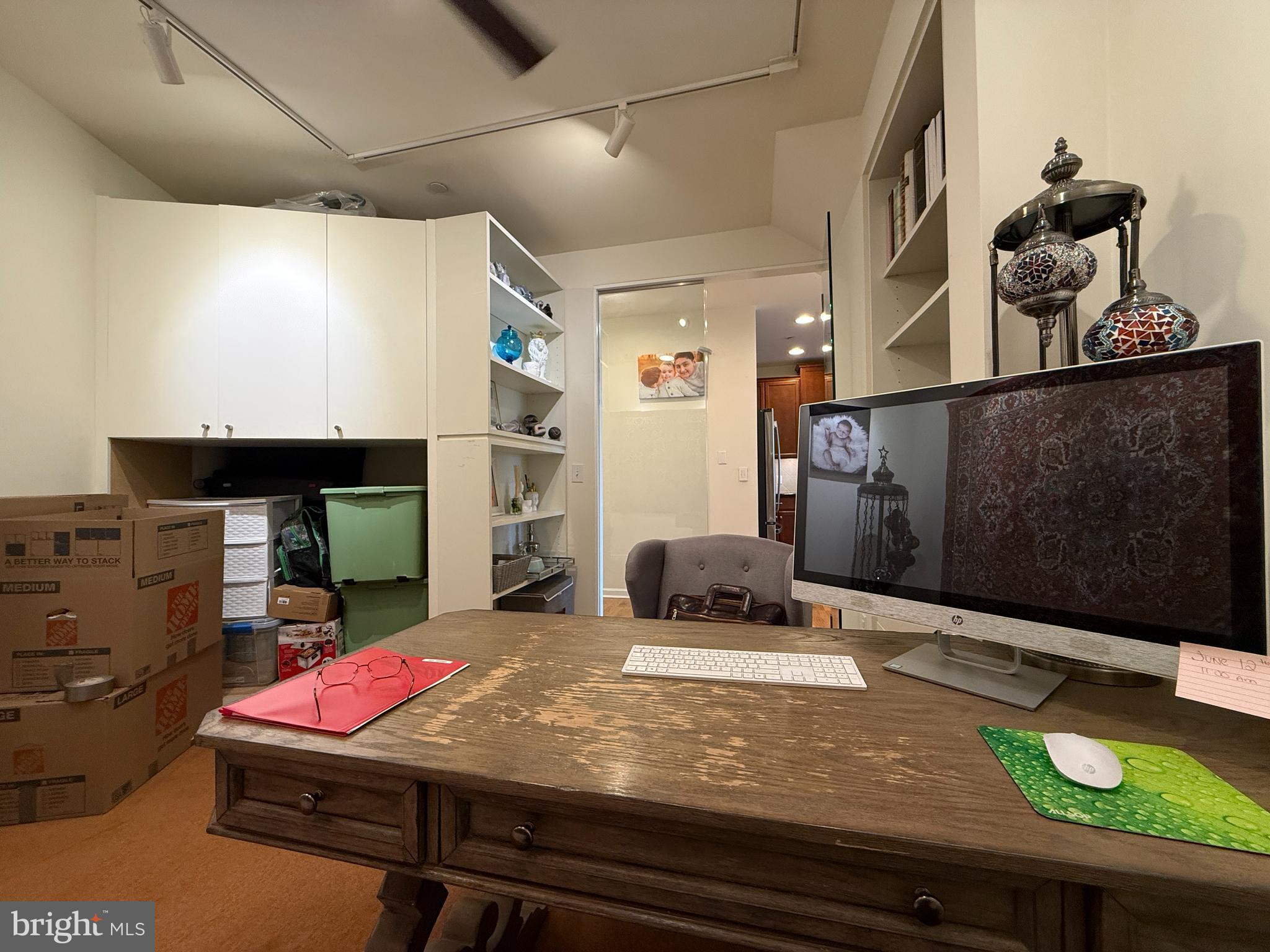 HUNTINGDON PLACE - Residential