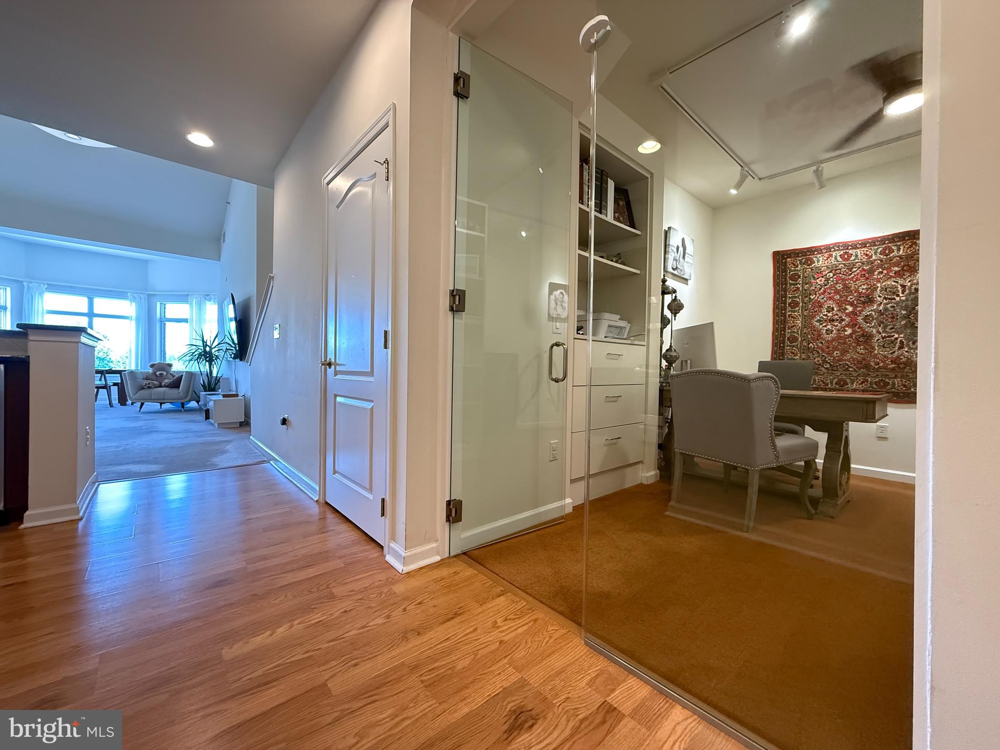 HUNTINGDON PLACE - Residential