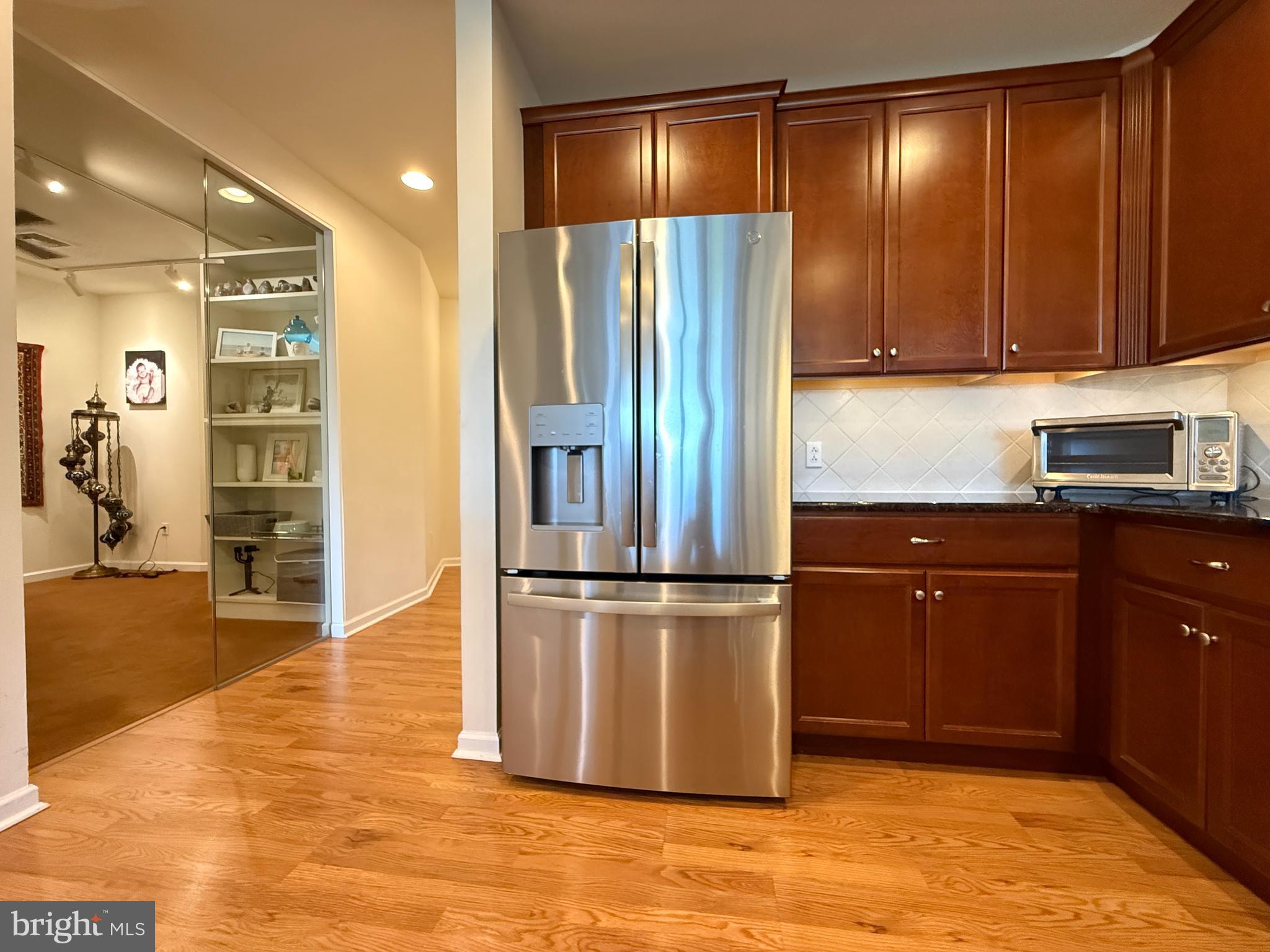 HUNTINGDON PLACE - Residential