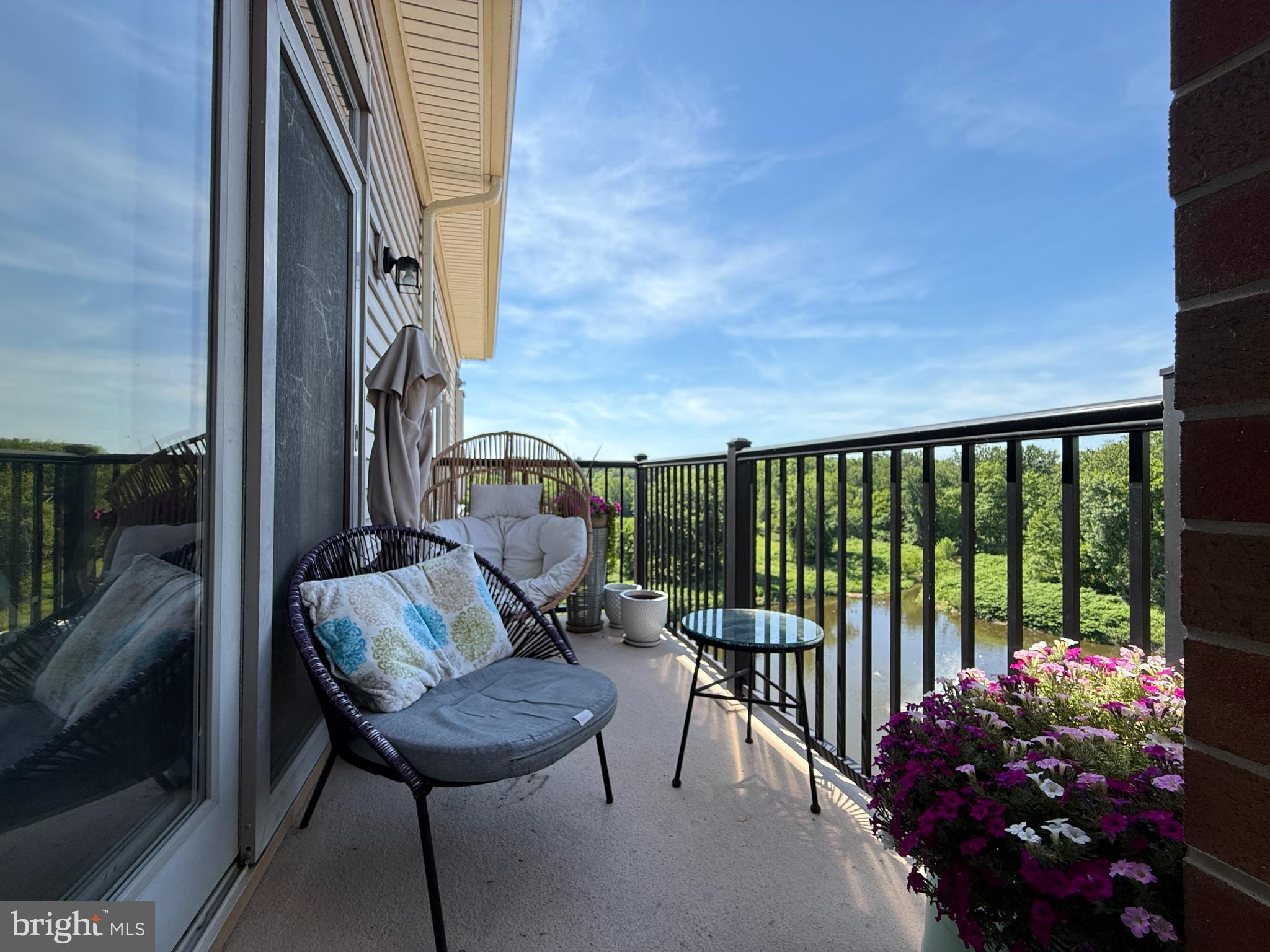HUNTINGDON PLACE - Residential