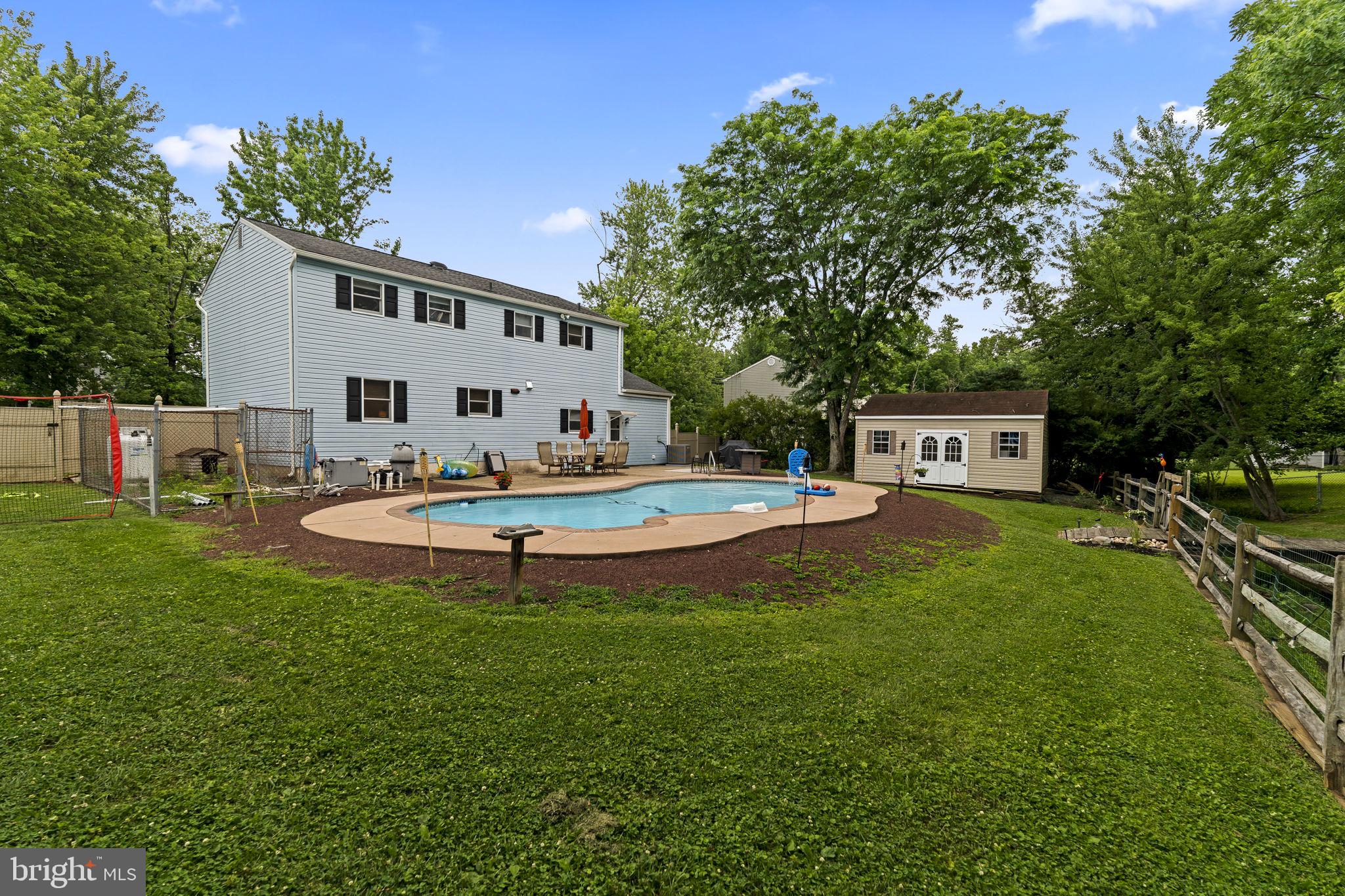BRIAR HILL FARMS - Residential